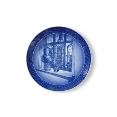 Royal Copenhagen 2025 Annual Plate, Queen Juliane Marie (1074923)