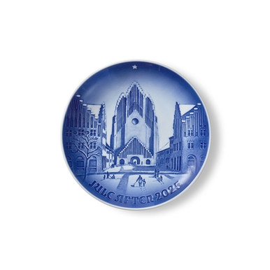 Bing & Grondahl 2025 Christmas Plate, Grundtvig's Church (1074928)
