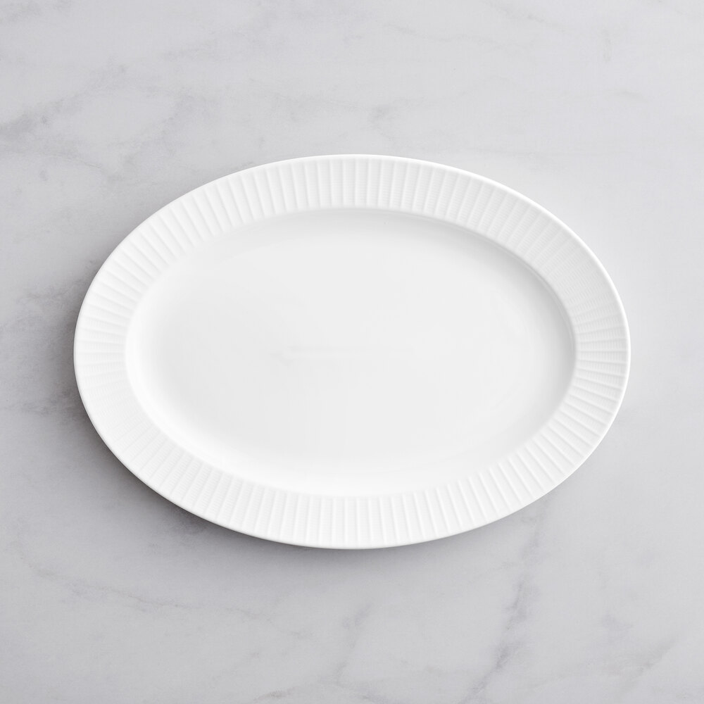 Acopa Cordelia 14 3/4" x 10 1/2" Bright White Embossed Wide Rim Porcelain Platter - Sample