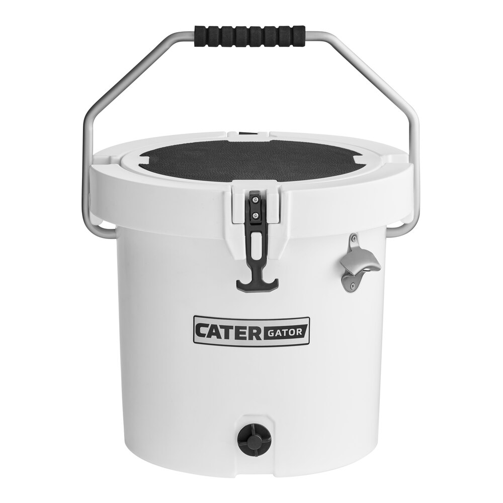 CaterGator CCG20WH White 20 Qt. Round Rotomolded Outdoor Cooler / Ice Chest