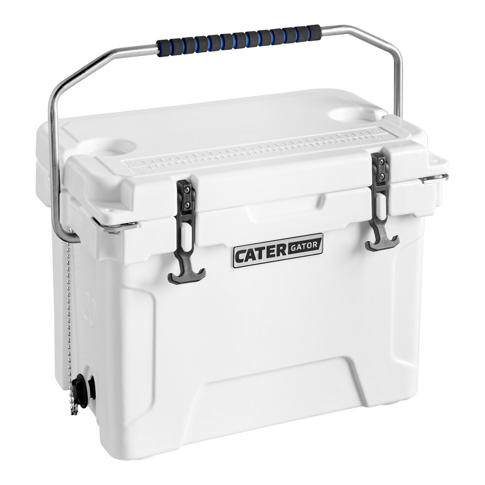 CaterGator CG20WH White 20 Qt. Rotomolded Outdoor Cooler / Ice Chest