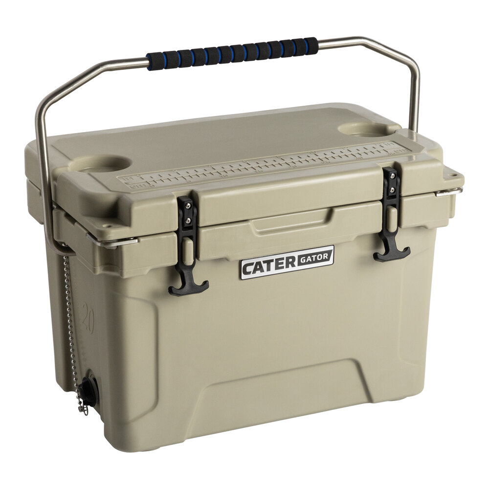 CaterGator CG20TAN Tan 20 Qt. Rotomolded Outdoor Cooler / Ice Chest