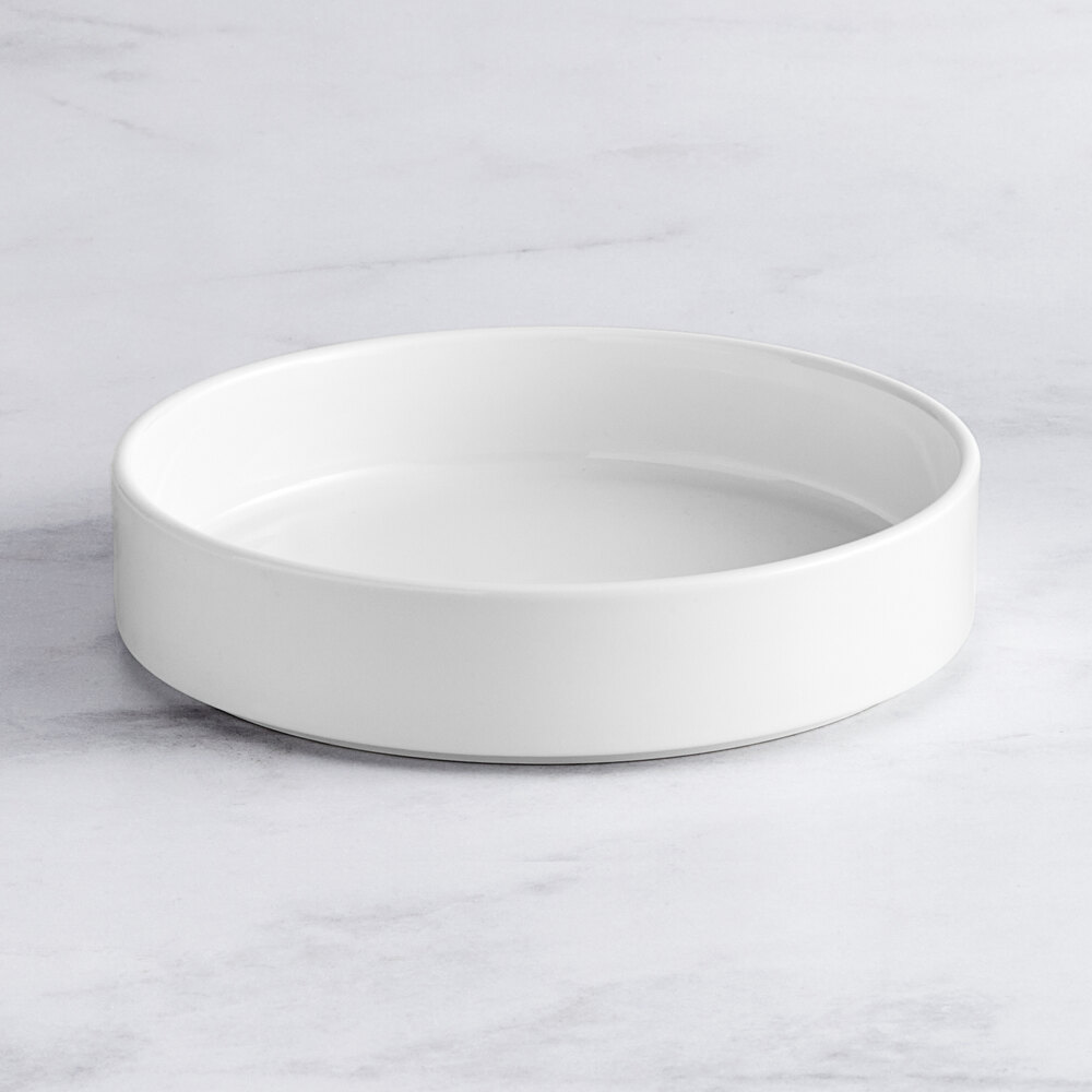 Acopa Lore 7 3/4" Bright White Raised Rim Porcelain Deep Plate - Sample