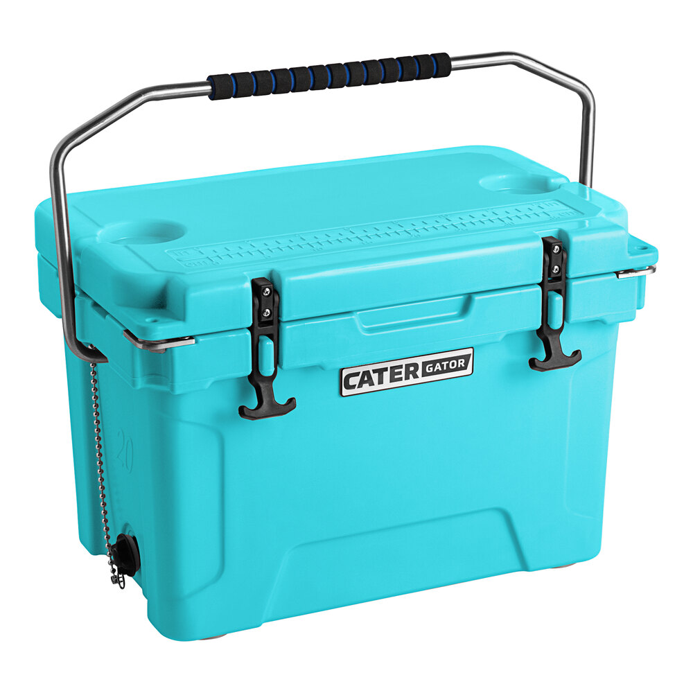 CaterGator CG20BL Sky Blue 20 Qt. Rotomolded Outdoor Cooler / Ice Chest