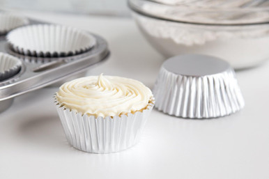 Fox Run Foil Bake Cups, Silver (4956)