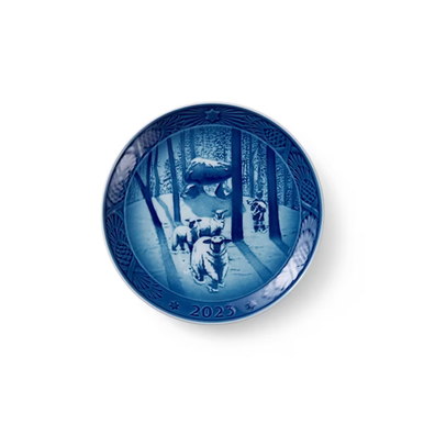 Royal Copenhagen Christmas Plate, 2023 - "Christmas Time In The Forest" (1066049)