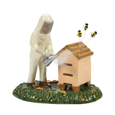Department 56 Village Figures - Calming The Bees (6007790)