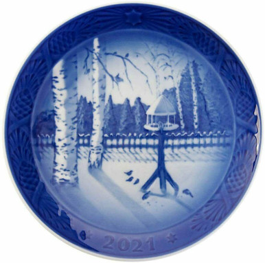 Royal Copenhagen 2021 Christmas Plate, Winter in the Garden (1057622)